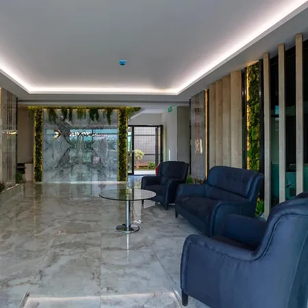 Hotel Loovox *